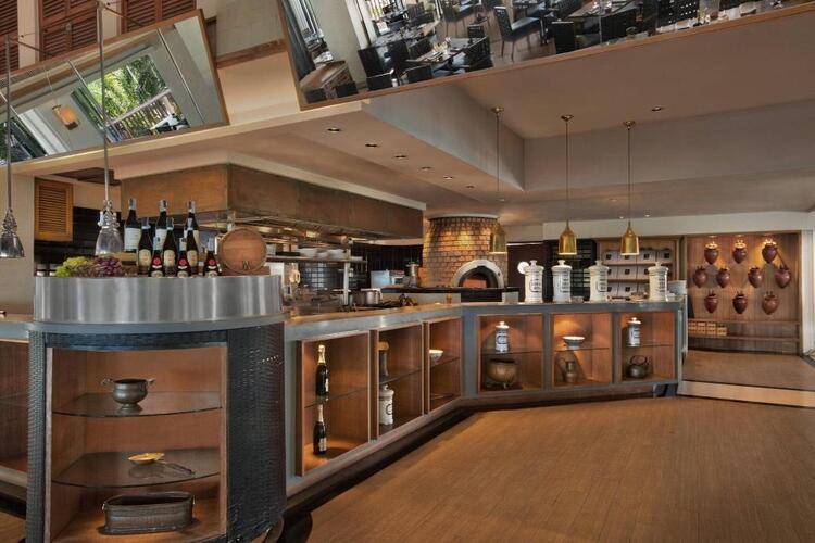 Marriott's Phuket Beach Club