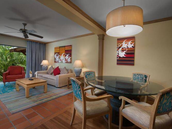 Marriott's Phuket Beach Club