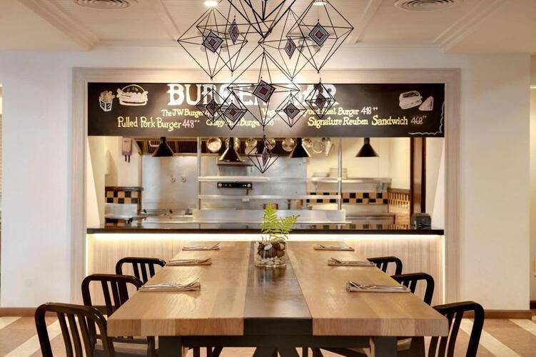 Marriott's Phuket Beach Club