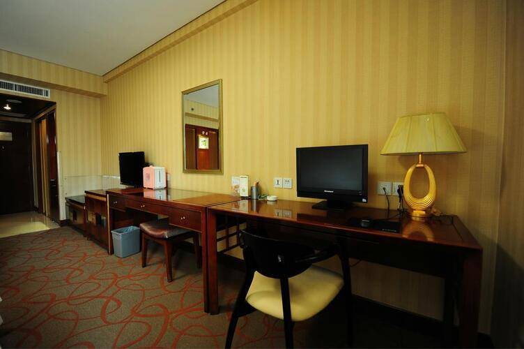 Guangxi Plaza Hotel (Ex. Beijing Guangxi Hotel)