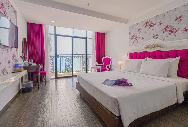 Bonjour Hotel