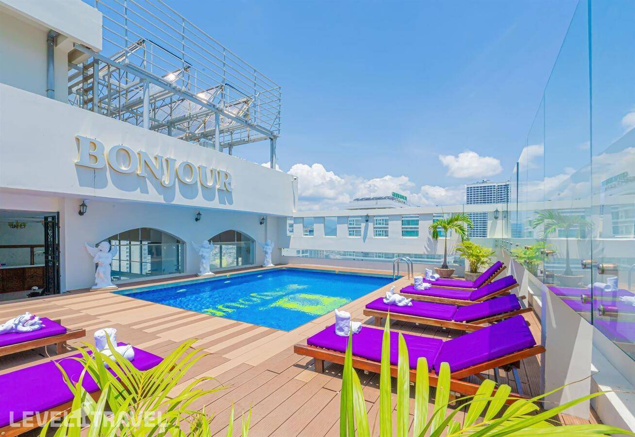 Отель Bonjour Hotel — Нячанг, Вьетнам