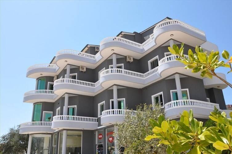 Villa Qendra