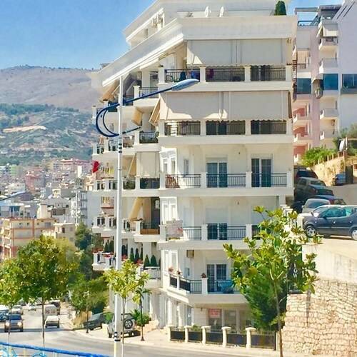 Flower Residence