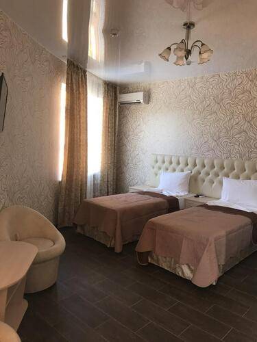 Golden Sunrise Hotel