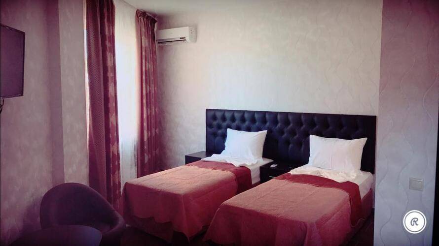 Golden Sunrise Hotel