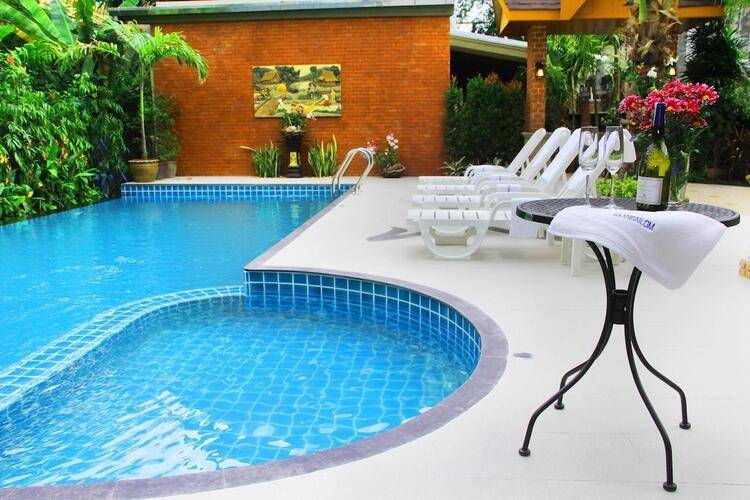 Baan Sailom Resort