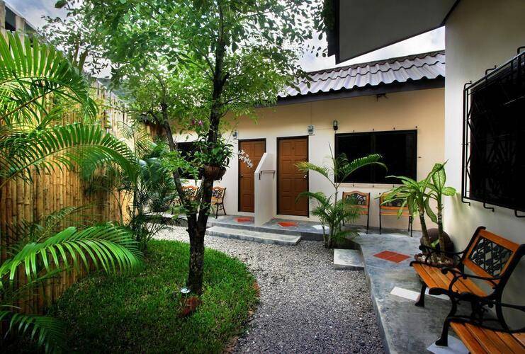 Baan Suay Karon Hotel
