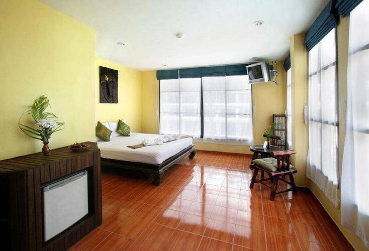 Baan Suay Karon Hotel