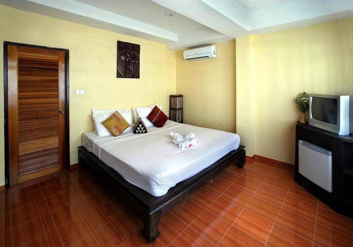Baan Suay Karon Hotel