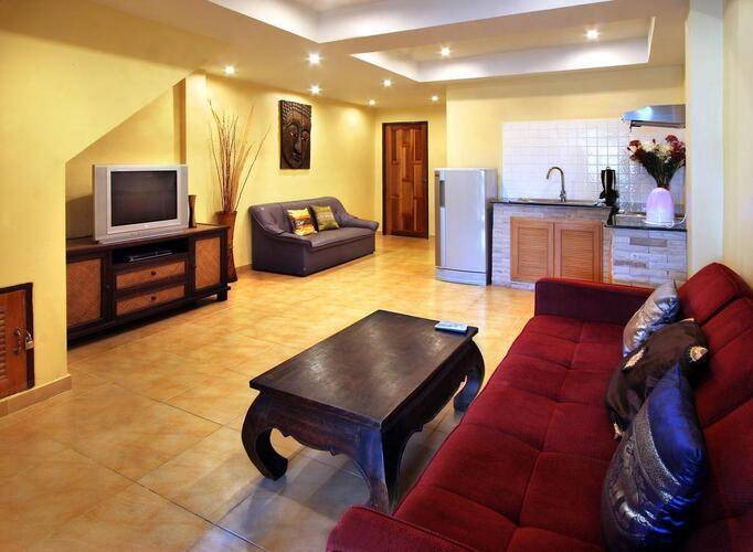 Baan Suay Karon Hotel