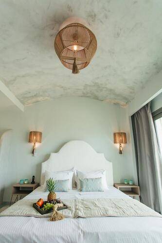 Blue Carpet Luxury Suites