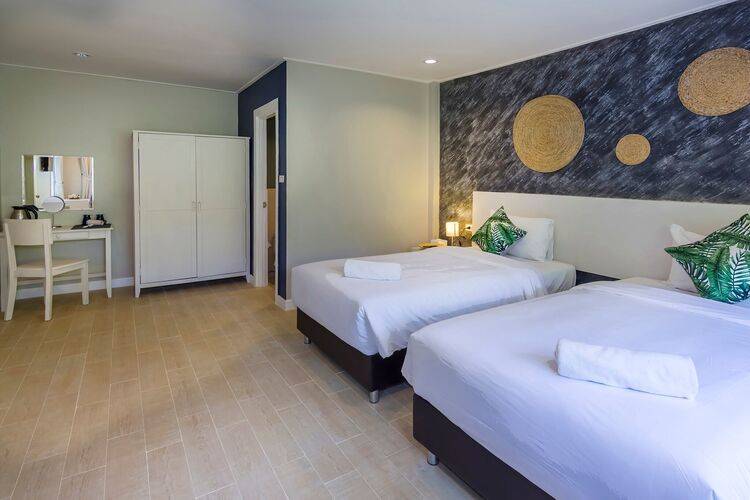 Let's Hyde Resort & Villas