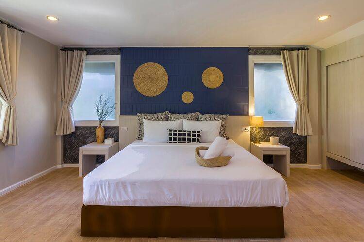 Let's Hyde Resort & Villas