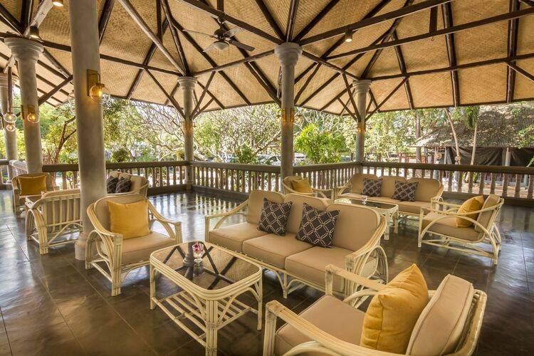 Let's Hyde Resort & Villas