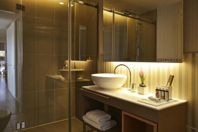 The Y Hotel