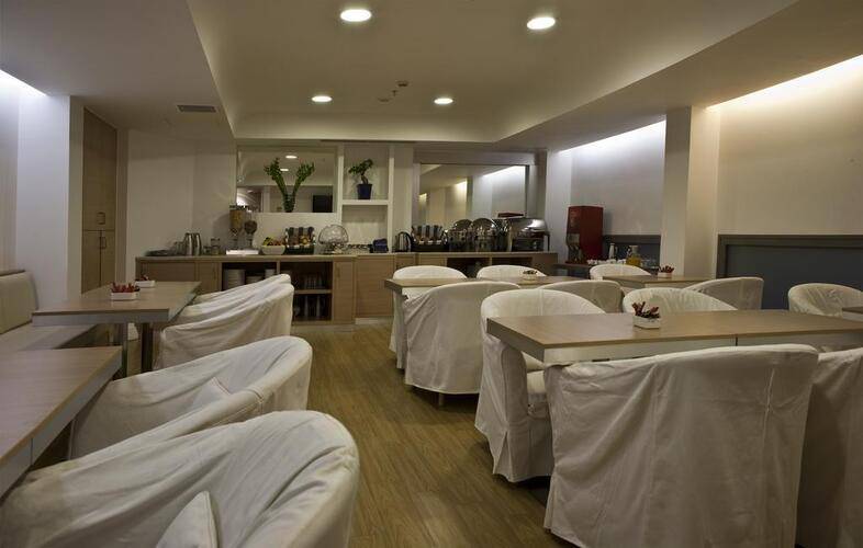 Chic Hotel