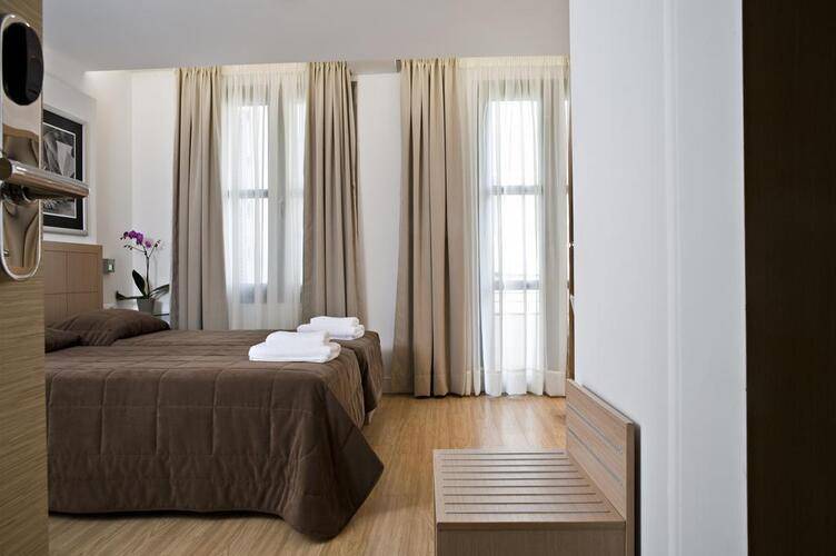 Chic Hotel