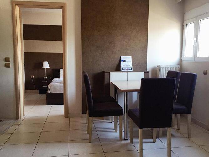 Mc Queen Hotel