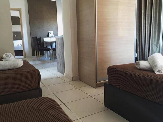 Mc Queen Hotel