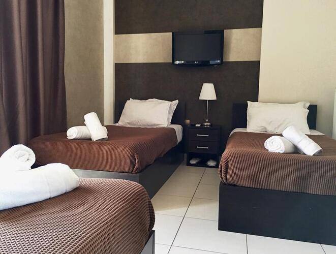 Mc Queen Hotel