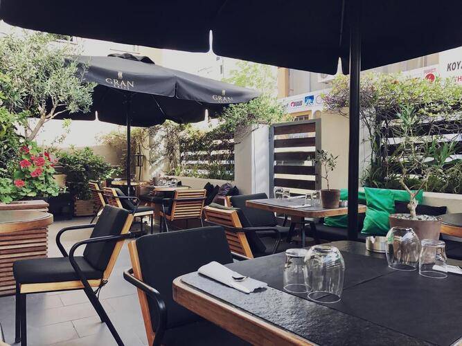 Mc Queen Hotel