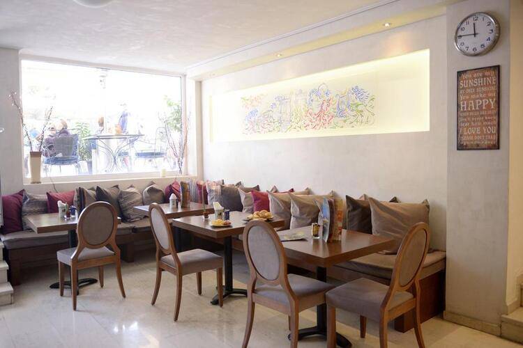 Phidias Hotel