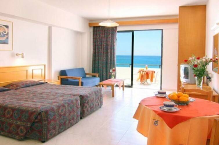 Coralia Beach Hotel Apartments