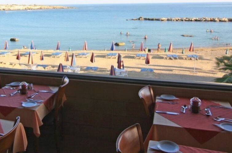 Coralia Beach Hotel Apartments