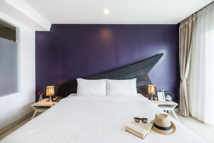 Blue Boat Design