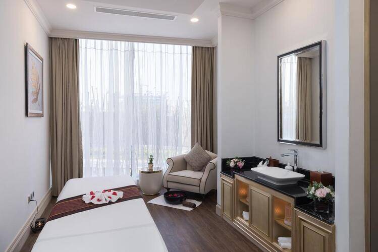 Melia Vinpearl Nha Trang Empire (Ex.Vinpearl Condotel Empire Nha Trang)