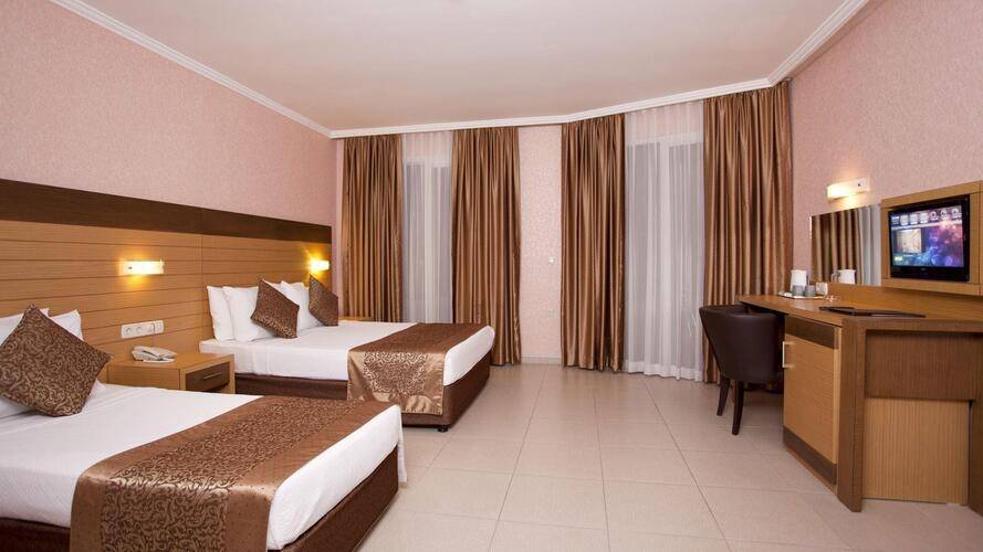 Kleopatra Remi Hotel