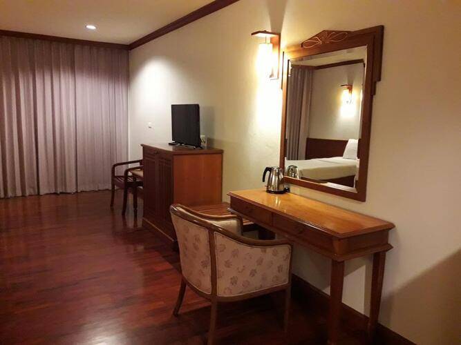 Mike Orchid Resort