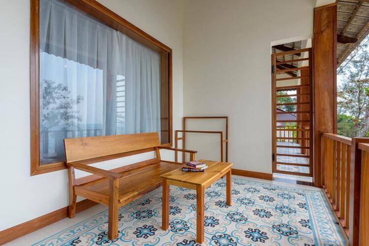 Camia Resort & Spa