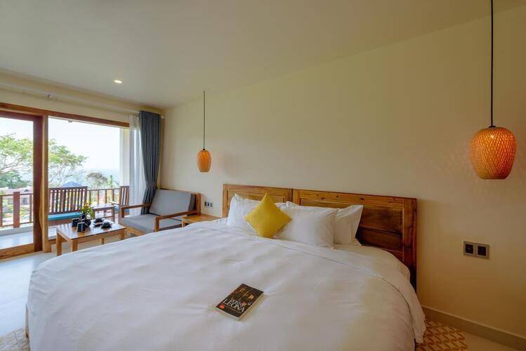 Camia Resort & Spa