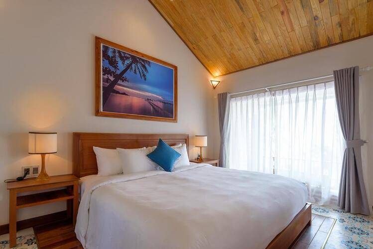 Camia Resort & Spa