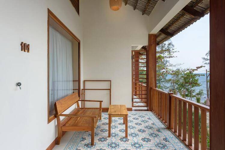Camia Resort & Spa