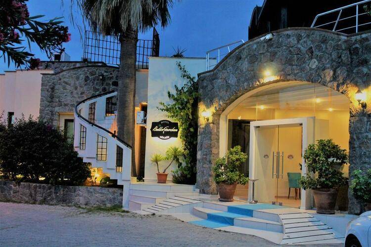Bella Garden Hotel