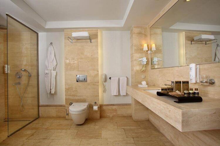 Doubletree By Hilton Bodrum Marina Vista