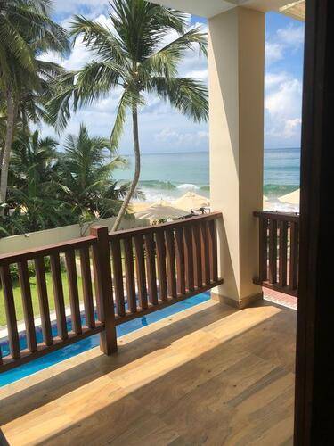 Sapphire Seas Beachfront (Adults Only 18+)