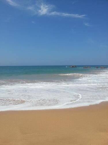 Sapphire Seas Beachfront (Adults Only 18+)