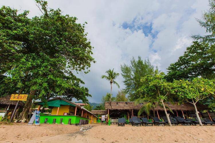 Suwan Palm Beach Resort