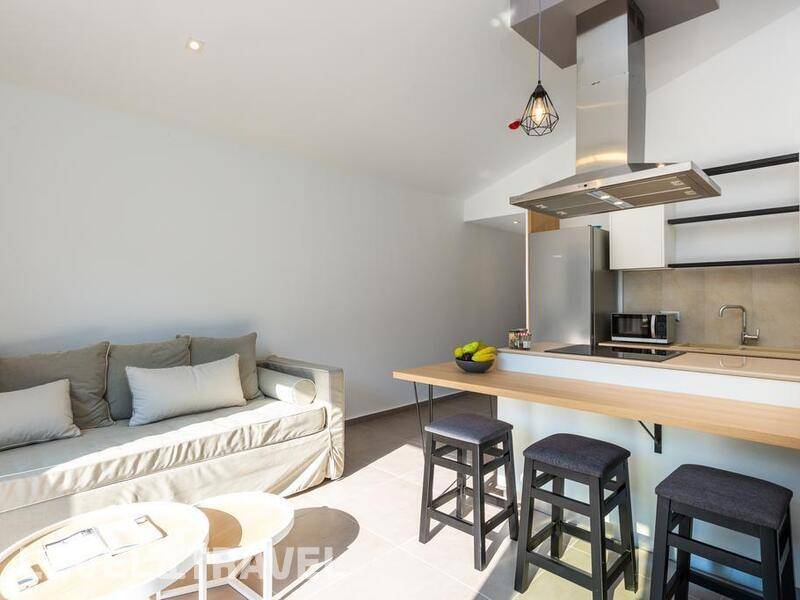 Фотография T Hotel Premium Suites