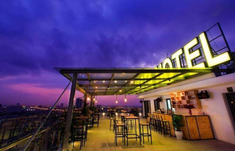 Nesta Hotel