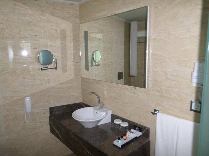 City Live Hotel