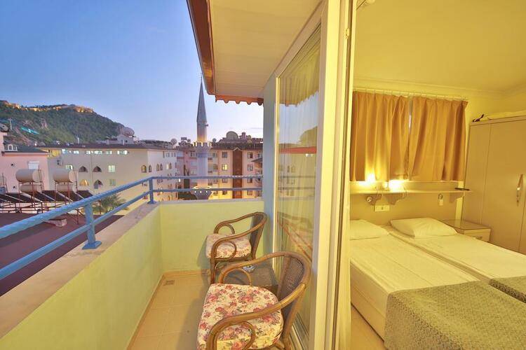 Gallion Hotel