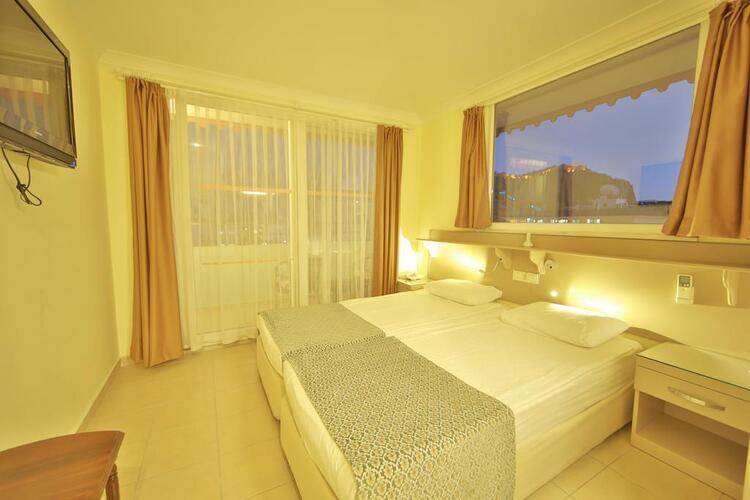 Gallion Hotel