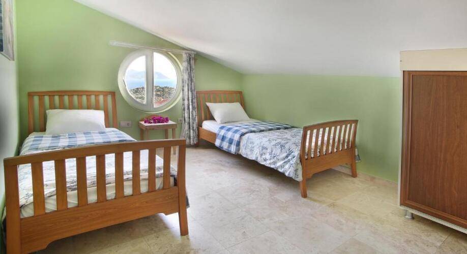 Saylam Suites
