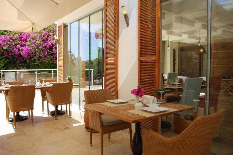 Saylam Suites