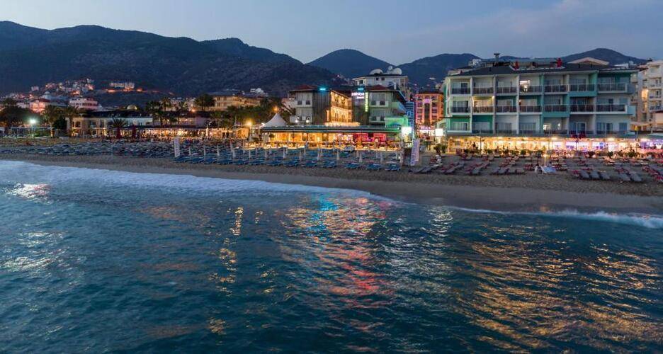 Royalisa Palmiye Beach (Adults Only 16+)